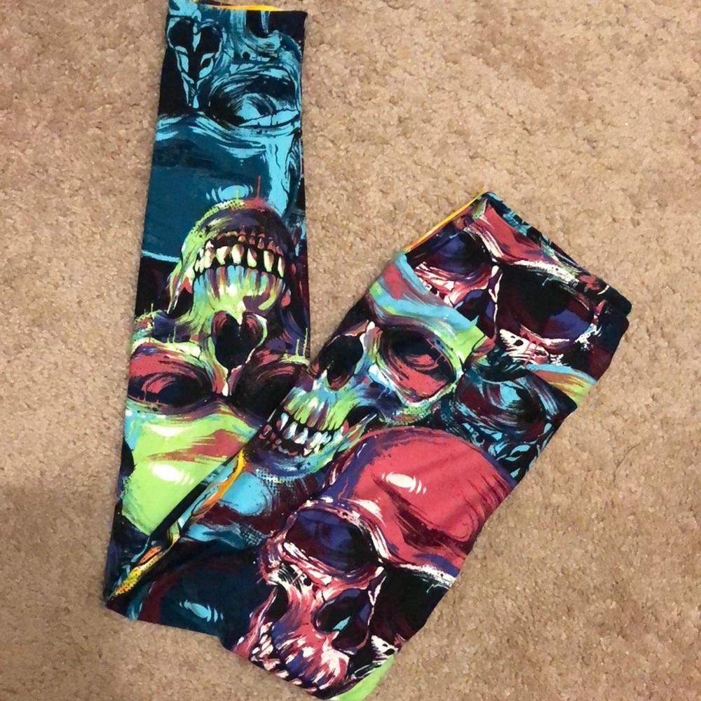 OS skull leggings